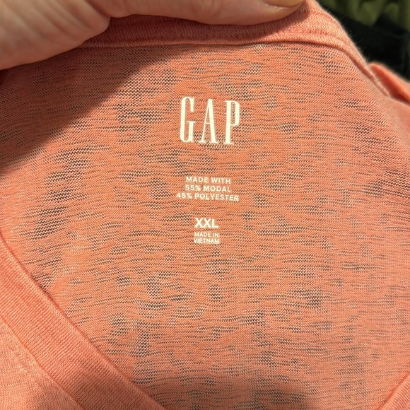 GAP Bundle V-neck burnout shirts size XXL - Picture 5 of 7